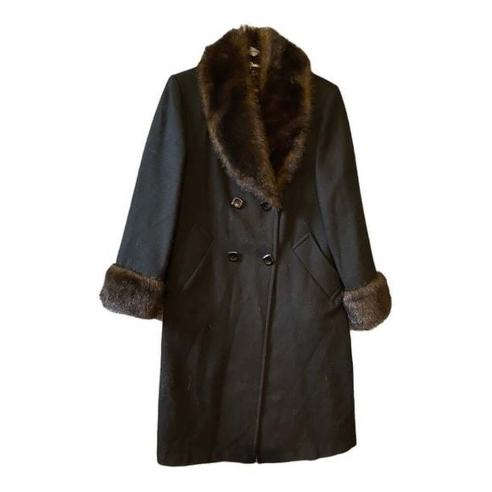 VTG JP women’s Wool Black full length coat with Faux Fur Size petit